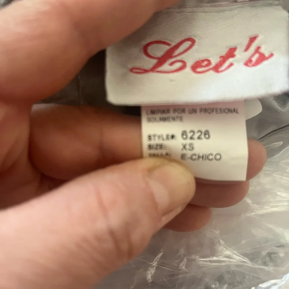 Prom dress - Picture 3 of 4